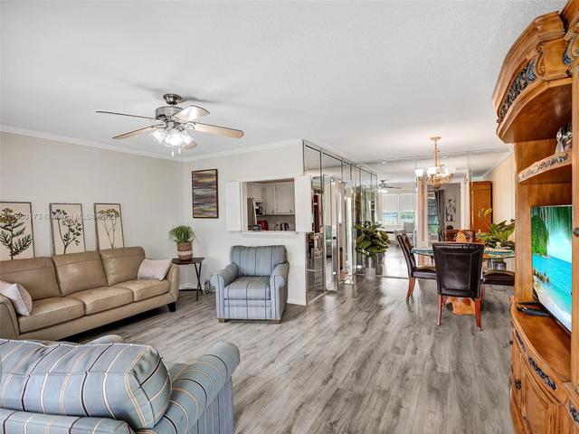 101 Newport F #101, Deerfield Beach, FL 33442