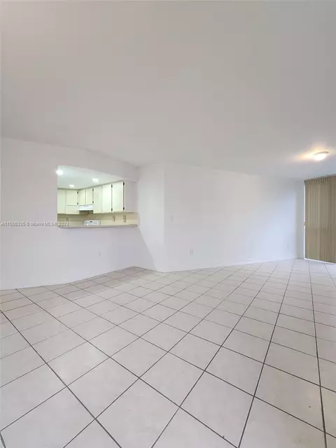 7035 NW 186th St #D303, Hialeah, FL 33015