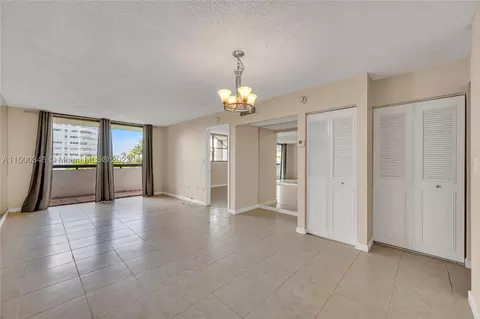 1775 Washington Ave #4D, Miami Beach, FL 33139
