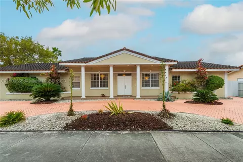 5242 SW 102nd Ave, Miami, FL 33165