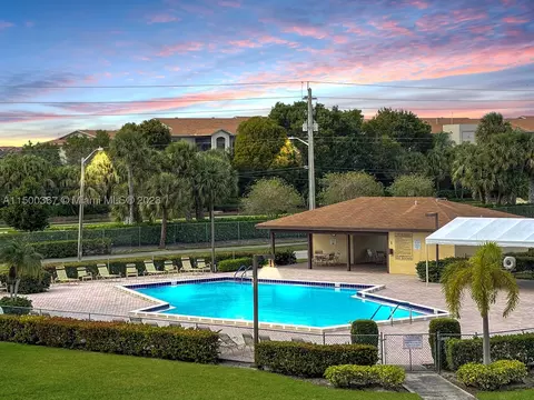 13550 SW 6th Ct #301A, Pembroke Pines, FL 33027