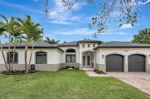 13166 SW 187th St, Miami, FL 33177