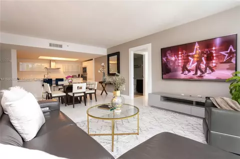 200 Sunny Isles Blvd #TH-304, Sunny Isles Beach, FL 33160