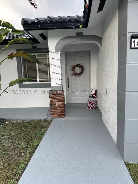 14359 SW 176th Ter, Miami, FL 33177