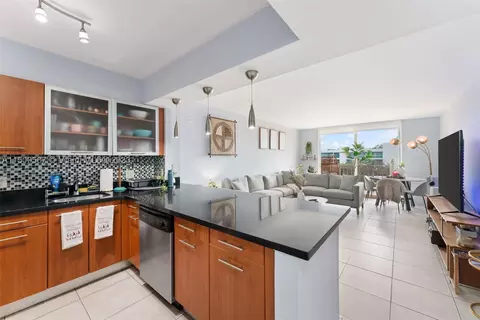 650 NE 64th St #G407, Miami, FL 33138