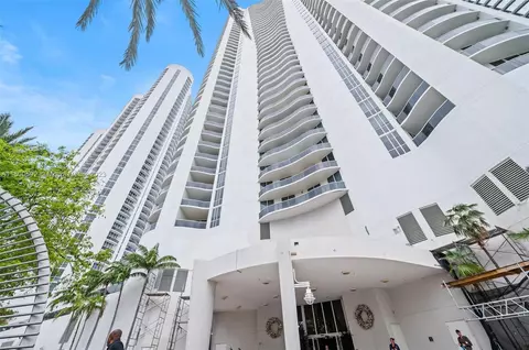 15811 Collins Ave #2901, Sunny Isles Beach, FL 33160