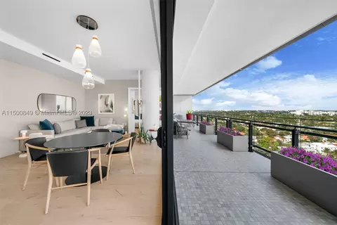 8701 Collins Ave #1203, Miami Beach, FL 33154