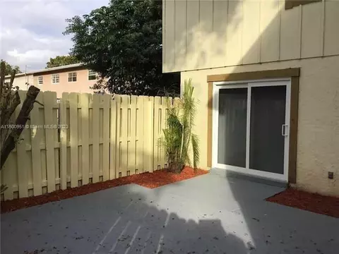 2218 NW 59th Way #63-B, Lauderhill, FL 33313
