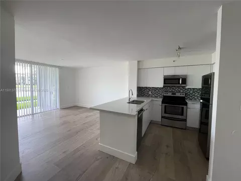 4460 NW 107th Ave #104-8, Doral, FL 33178