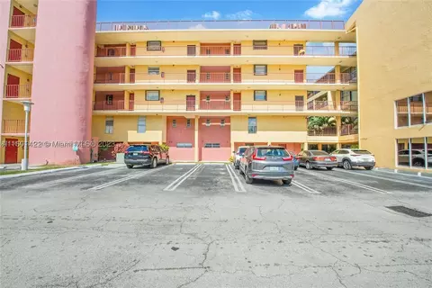 8775 Park Blvd #110, Miami, FL 33172