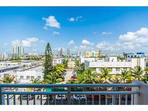 345 Ocean Dr #502, Miami Beach, FL 33139