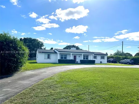 840 NW 15th St, Homestead, FL 33030