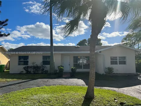 11440 NW 39th Pl, Sunrise, FL 33323