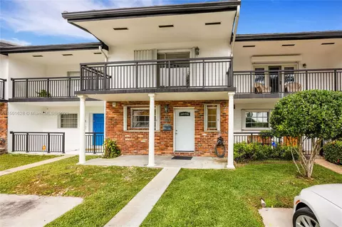 2113 NE 122nd St #2113, North Miami, FL 33181 photo 1