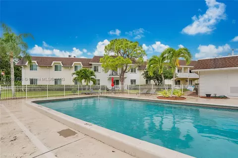 700 SE 2nd Ave #318, Deerfield Beach, FL 33441