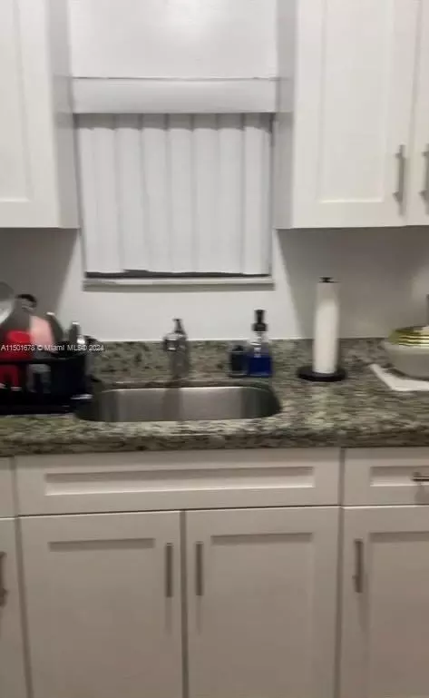 5631 W 25th Ct #7-B, Hialeah, FL 33016