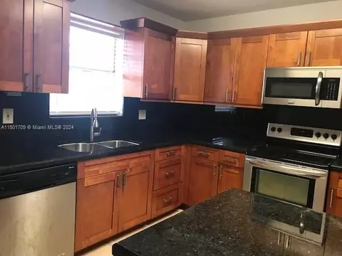 2836 Fillmore St #36, Hollywood, FL 33020