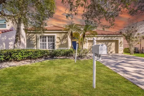 253 NW 117th Ave, Coral Springs, FL 33071