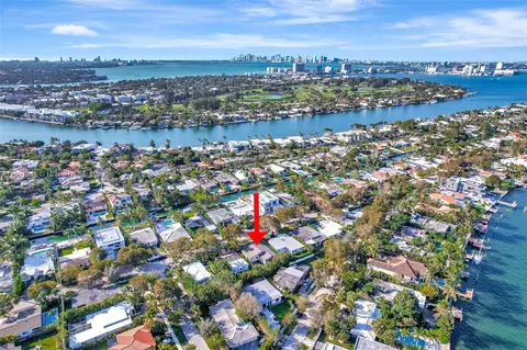 1323 Cleveland Rd, Miami Beach, FL 33141