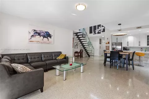 8324 Rednock Ln #8324, Miami Lakes, FL 33016