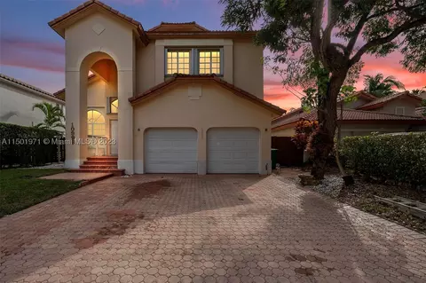 10996 NW 58th Ter, Doral, FL 33178