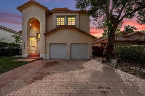 10996 NW 58th Ter, Doral, FL 33178
