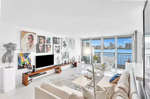 301 174th St #501, Sunny Isles Beach, FL 33160