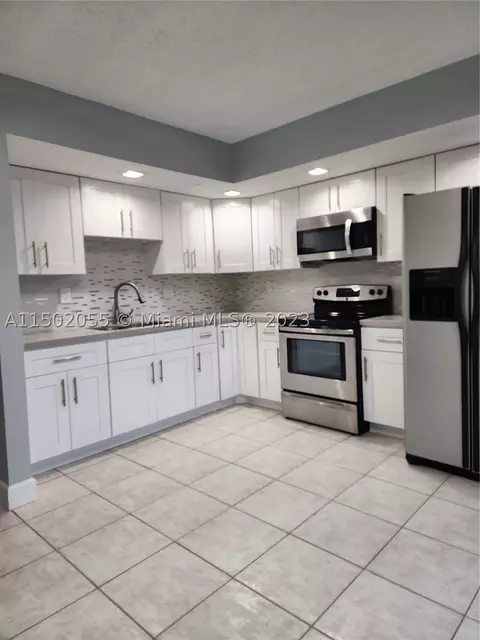 8760 SW 133rd Ave Rd #112, Miami, FL 33183