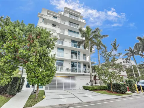 1170 101st St #403, Bay Harbor Islands, FL 33154