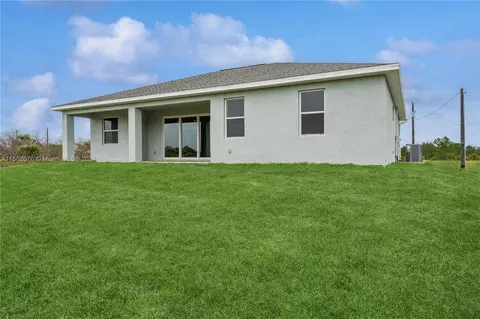 Exterior - 107 Bethlehem, La Belle, FL 33935 photo 5 of 8