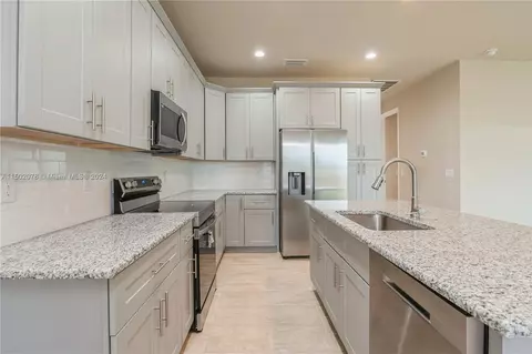 Kitchen - 107 Bethlehem, La Belle, FL 33935 photo 1 of 5