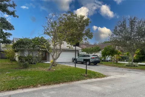 11466 NW 23rd St, Coral Springs, FL 33065