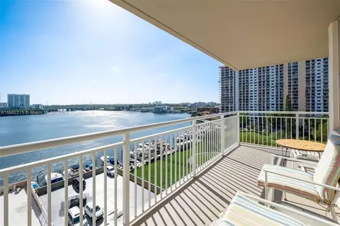 250 174th St #817, Sunny Isles Beach, FL 33160