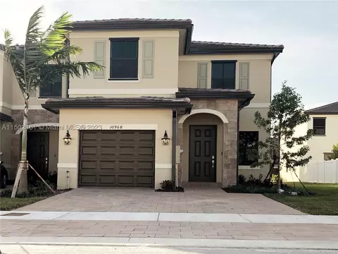 10968 W 33 Ln #10968, Hialeah, FL 33018