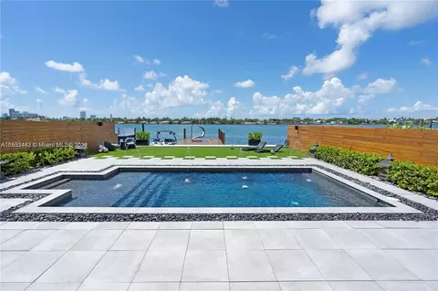 1480 Stillwater Dr, Miami Beach, FL 33141