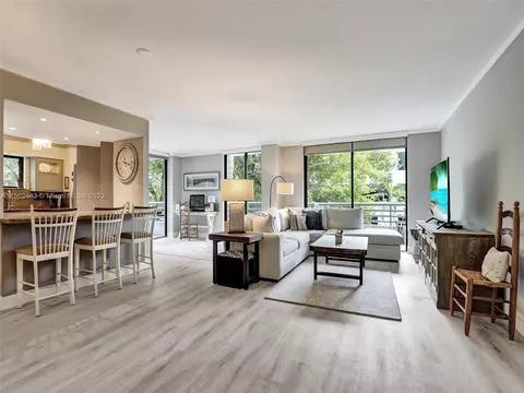 3300 NE 191st St #213, Aventura, FL 33180