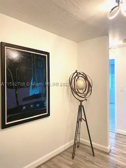 1408 Brickell Bay Dr #607, Miami, FL 33131