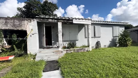 771 NW 147th St, Miami, FL 33168