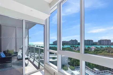 100 S Pointe Dr #702, Miami Beach, FL 33139