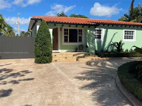 551 E 60th St, Hialeah, FL 33013 photo 5