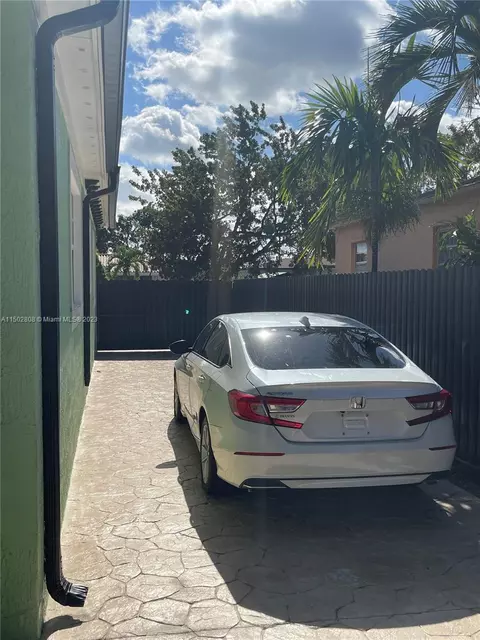 551 E 60th St, Hialeah, FL 33013 photo 59