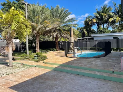 551 E 60th St, Hialeah, FL 33013 photo 51