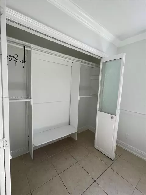 551 E 60th St, Hialeah, FL 33013 photo 17