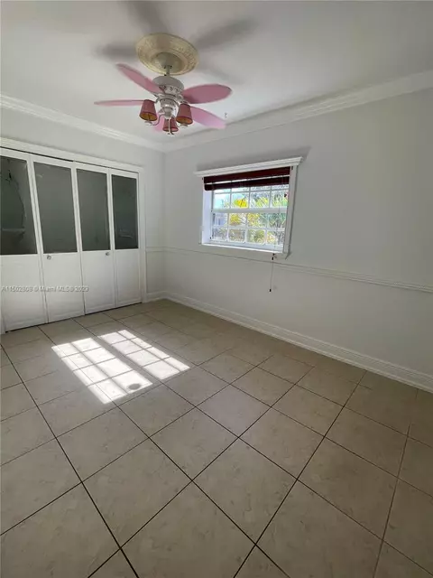551 E 60th St, Hialeah, FL 33013 photo 15