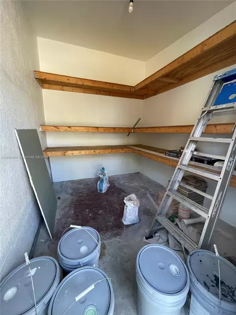 551 E 60th St, Hialeah, FL 33013 photo 61