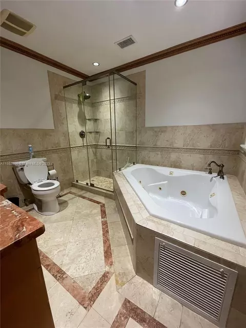 551 E 60th St, Hialeah, FL 33013 photo 27
