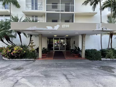 1750 NE 115th St #208, Miami, FL 33181