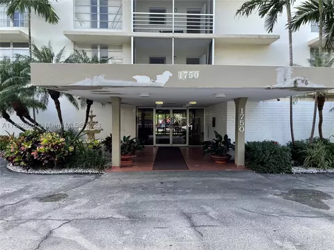1750 NE 115th St #208, Miami, FL 33181
