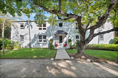 5631 SW 78th St #3, Miami, FL 33143