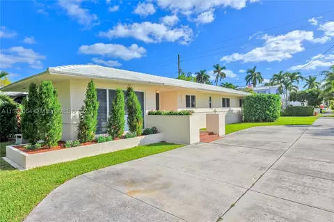 213 N 15th Ave, Hollywood, FL 33020